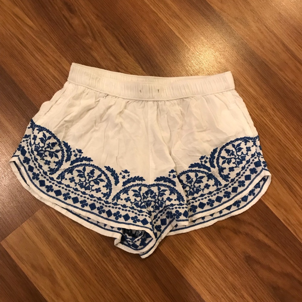 Abercrombie & Fitch \\ Shorts